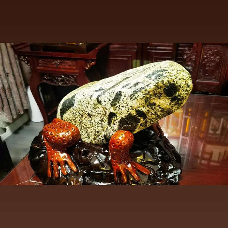 金蟾 · 泰山石