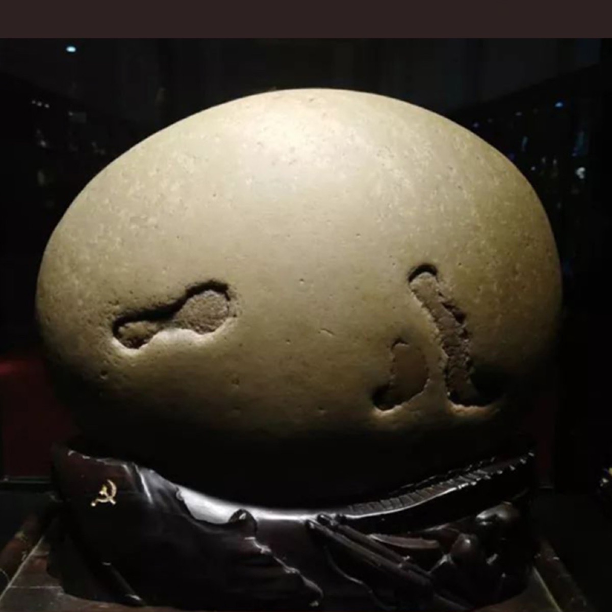 军魂 · 长江石