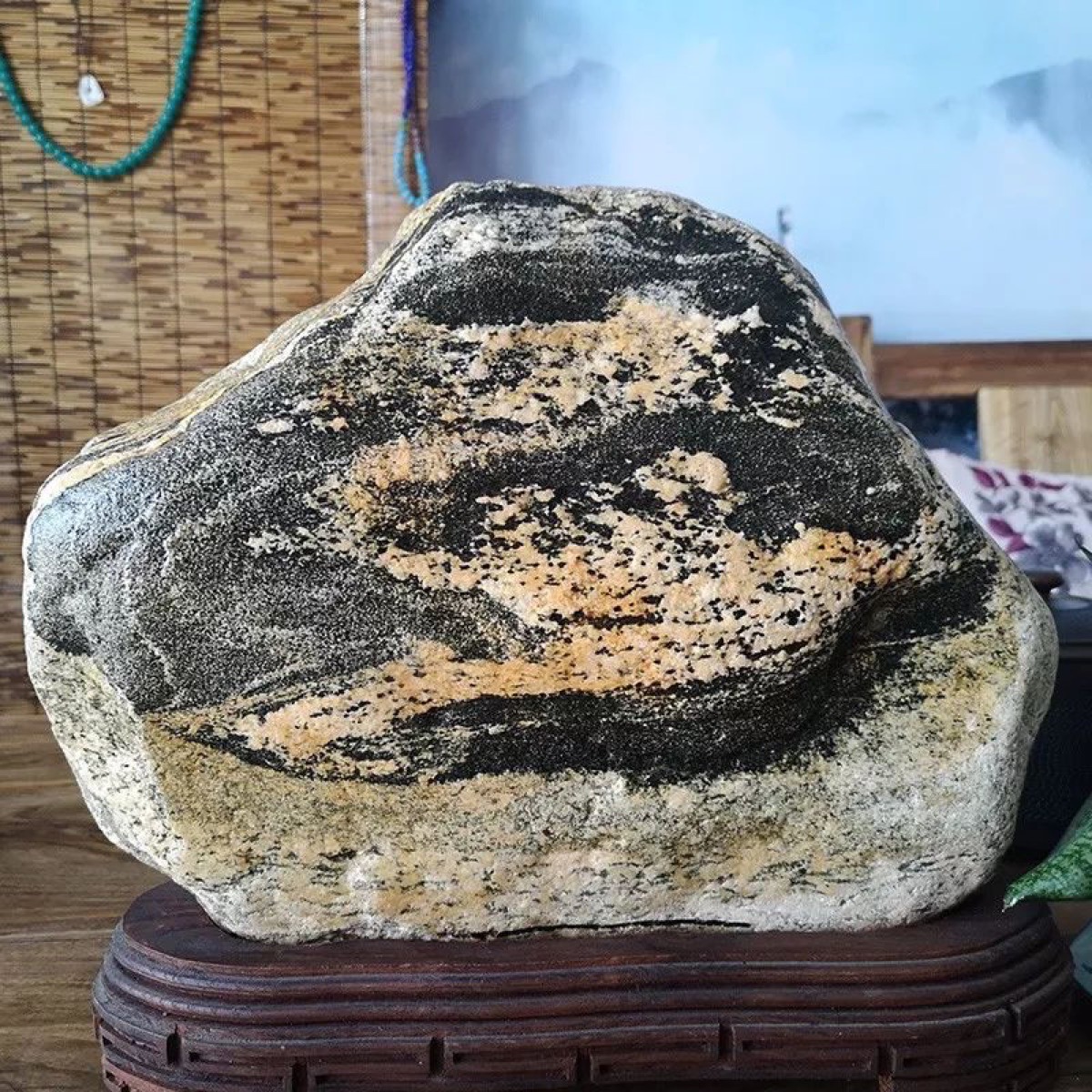 泰山金龙 · 泰山石
