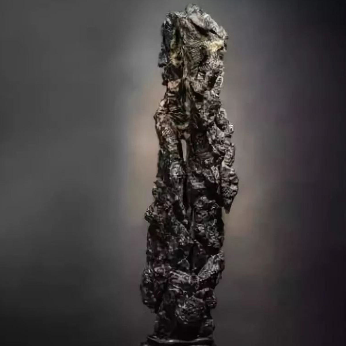 英石