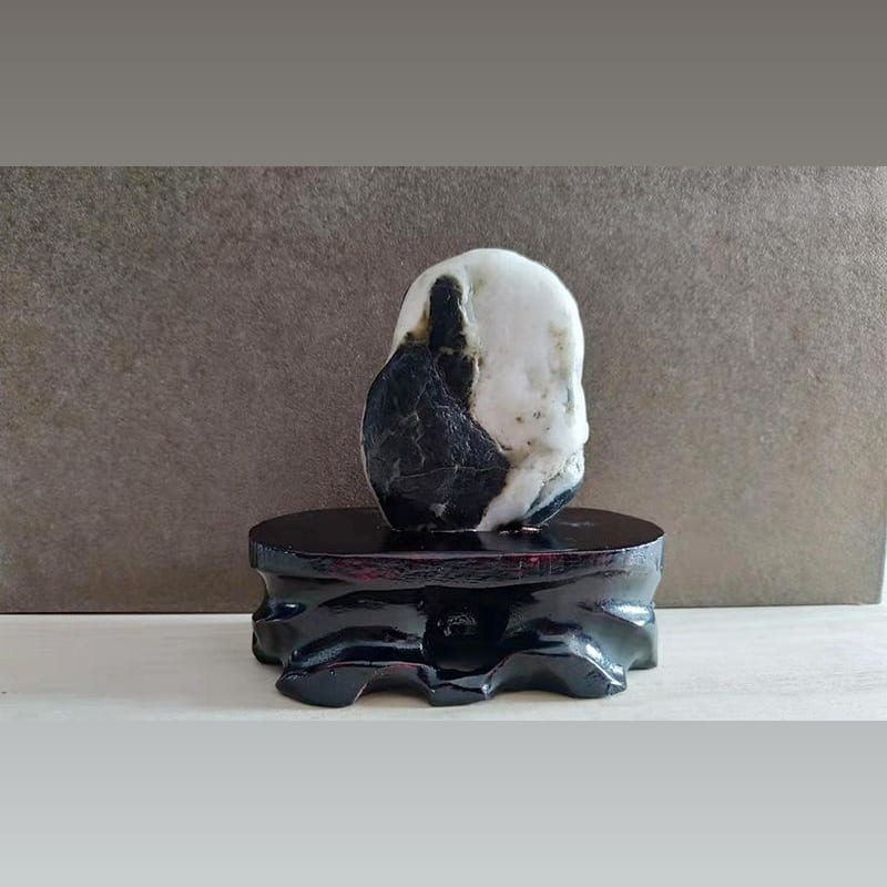 新疆大漠石