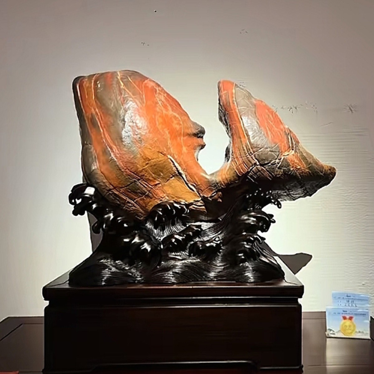 鱼 · 灵璧石